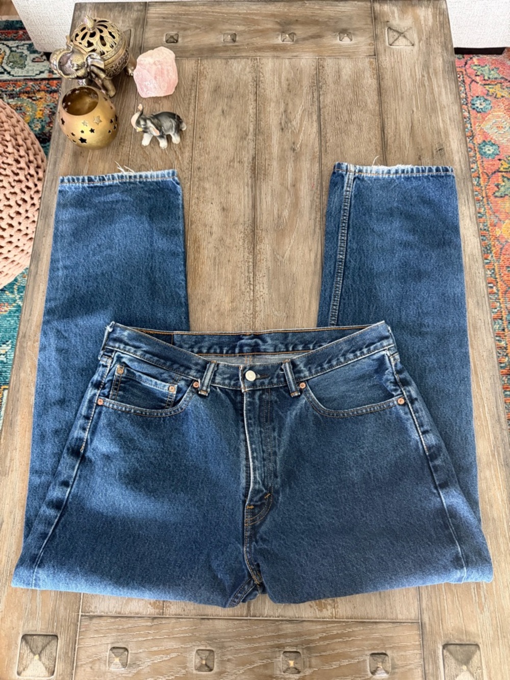 Levi's Classic 505 Medium Wash Jeans - Picture 2 of 11